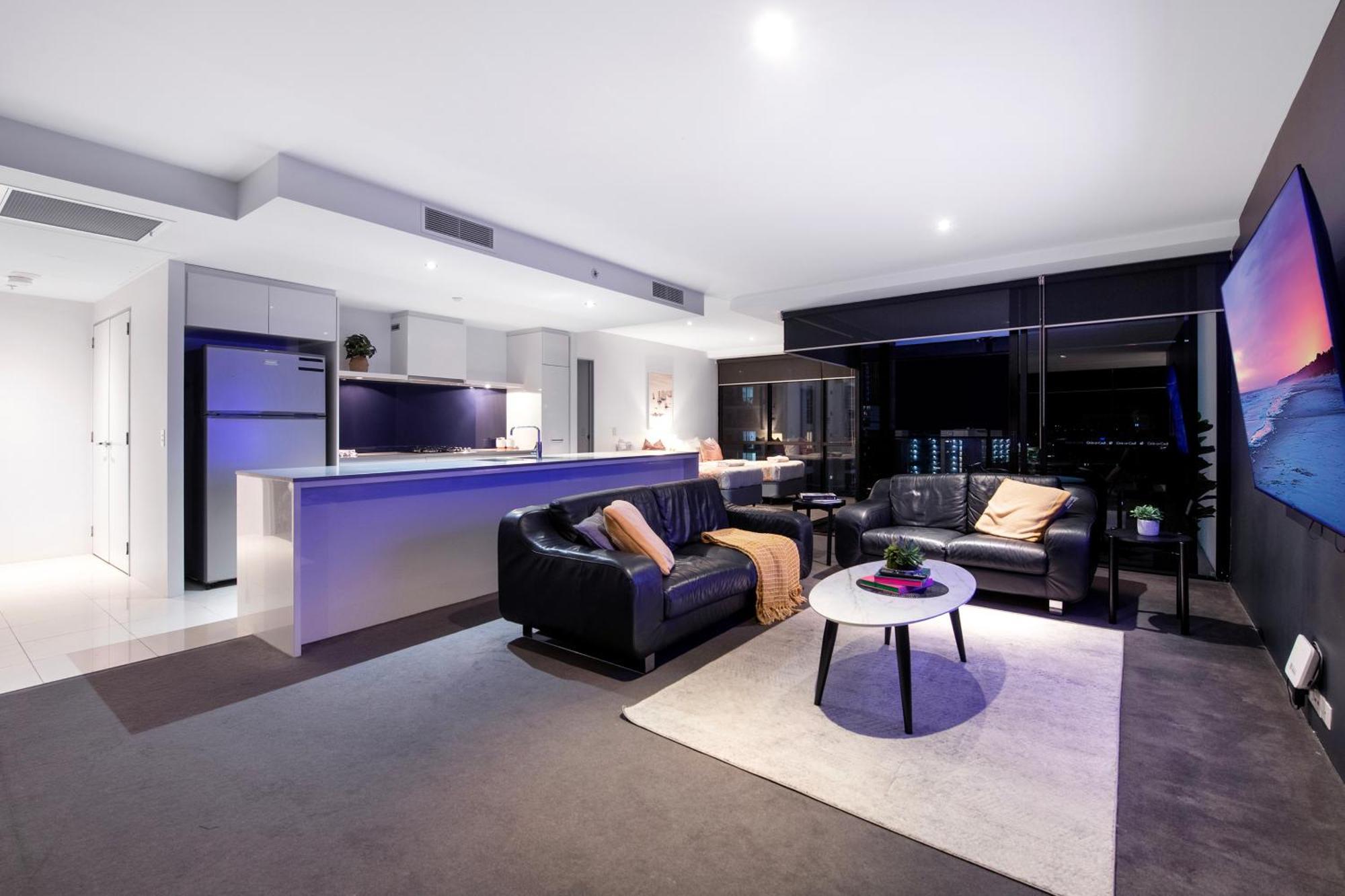 Ocean View Apartments With Balcony - Circle On Cavill - Central Location! - Self Contained & Privately Managed 골드코스트 외부 사진