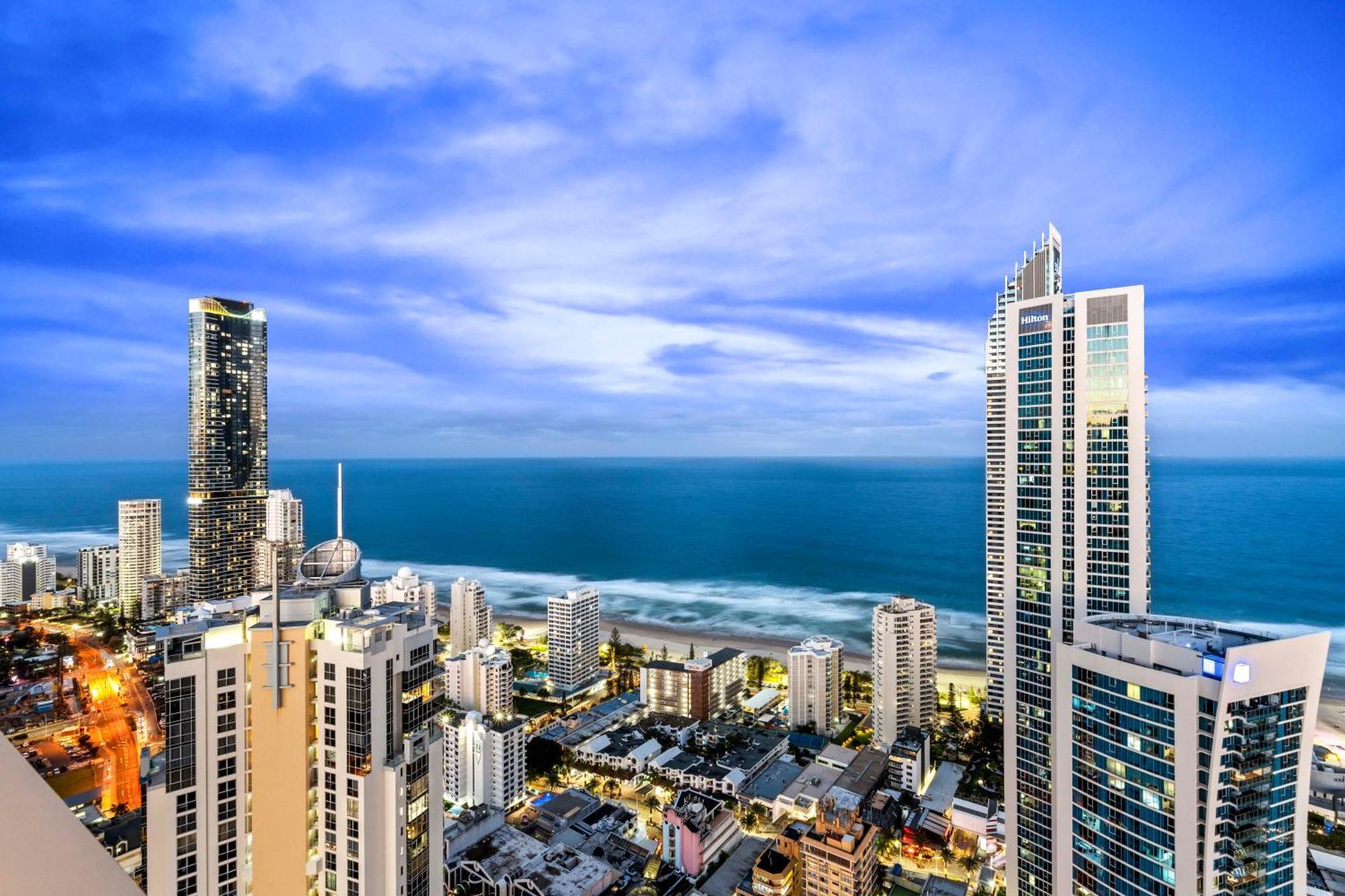 Ocean View Apartments With Balcony - Circle On Cavill - Central Location! - Self Contained & Privately Managed 골드코스트 외부 사진
