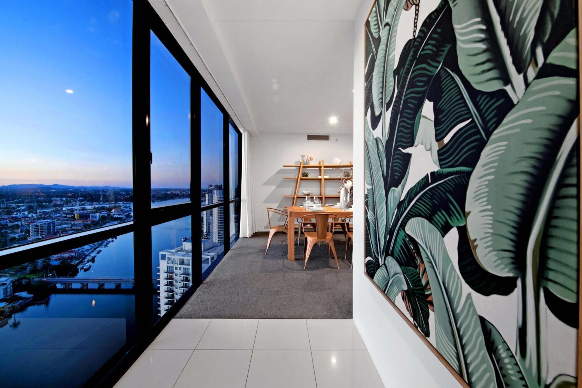 Ocean View Apartments With Balcony - Circle On Cavill - Central Location! - Self Contained & Privately Managed 골드코스트 외부 사진