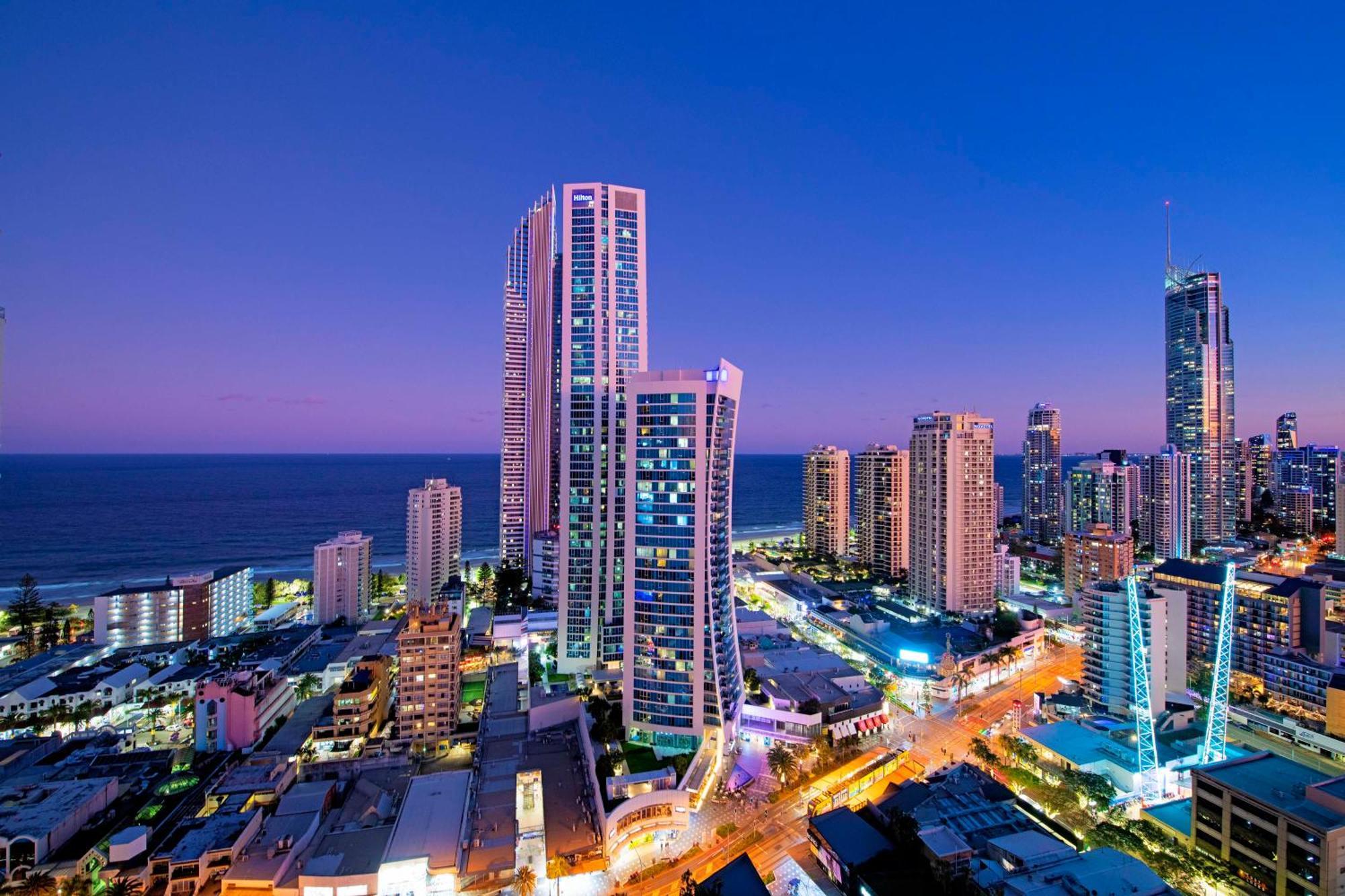 Ocean View Apartments With Balcony - Circle On Cavill - Central Location! - Self Contained & Privately Managed 골드코스트 외부 사진