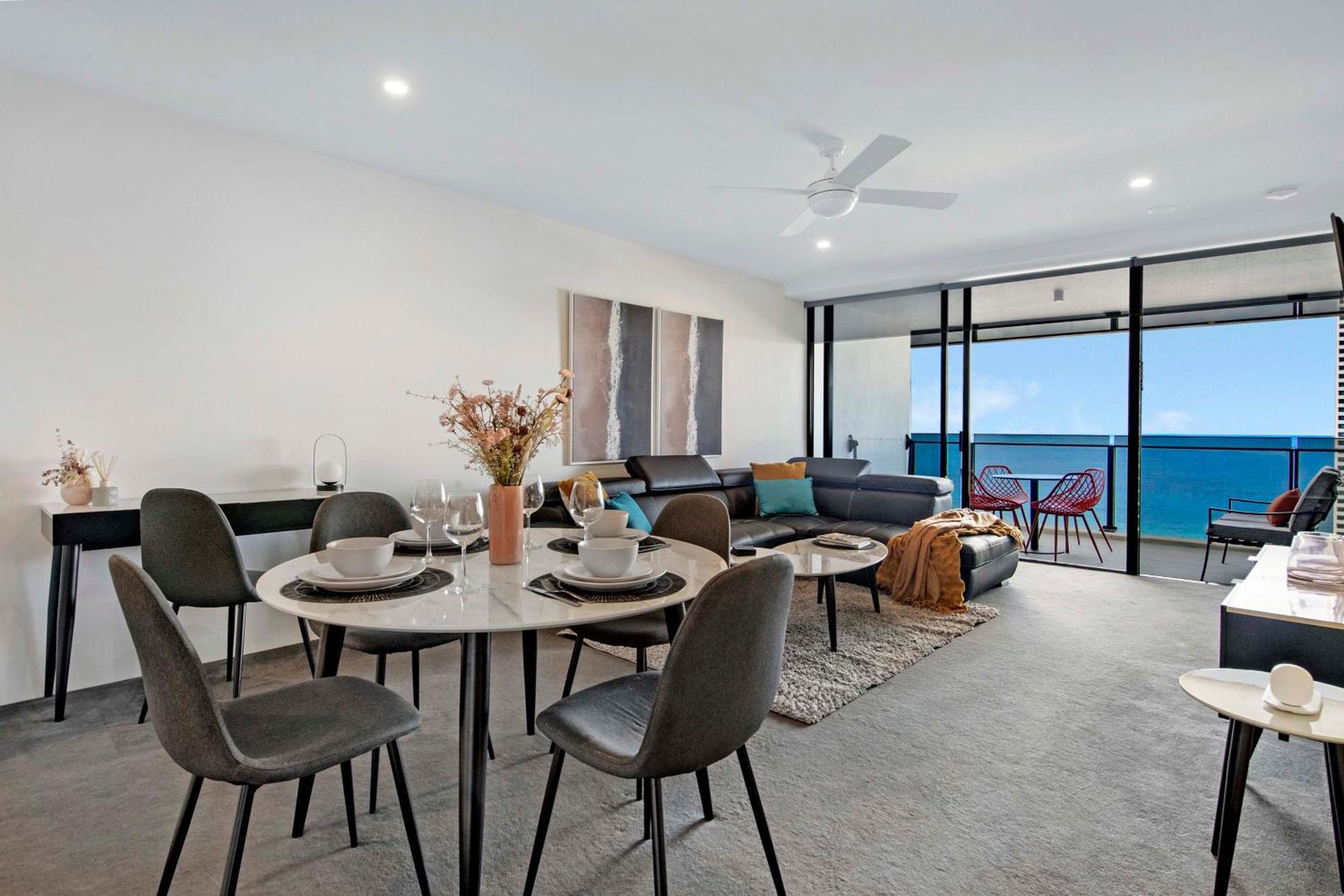 Ocean View Apartments With Balcony - Circle On Cavill - Central Location! - Self Contained & Privately Managed 골드코스트 외부 사진