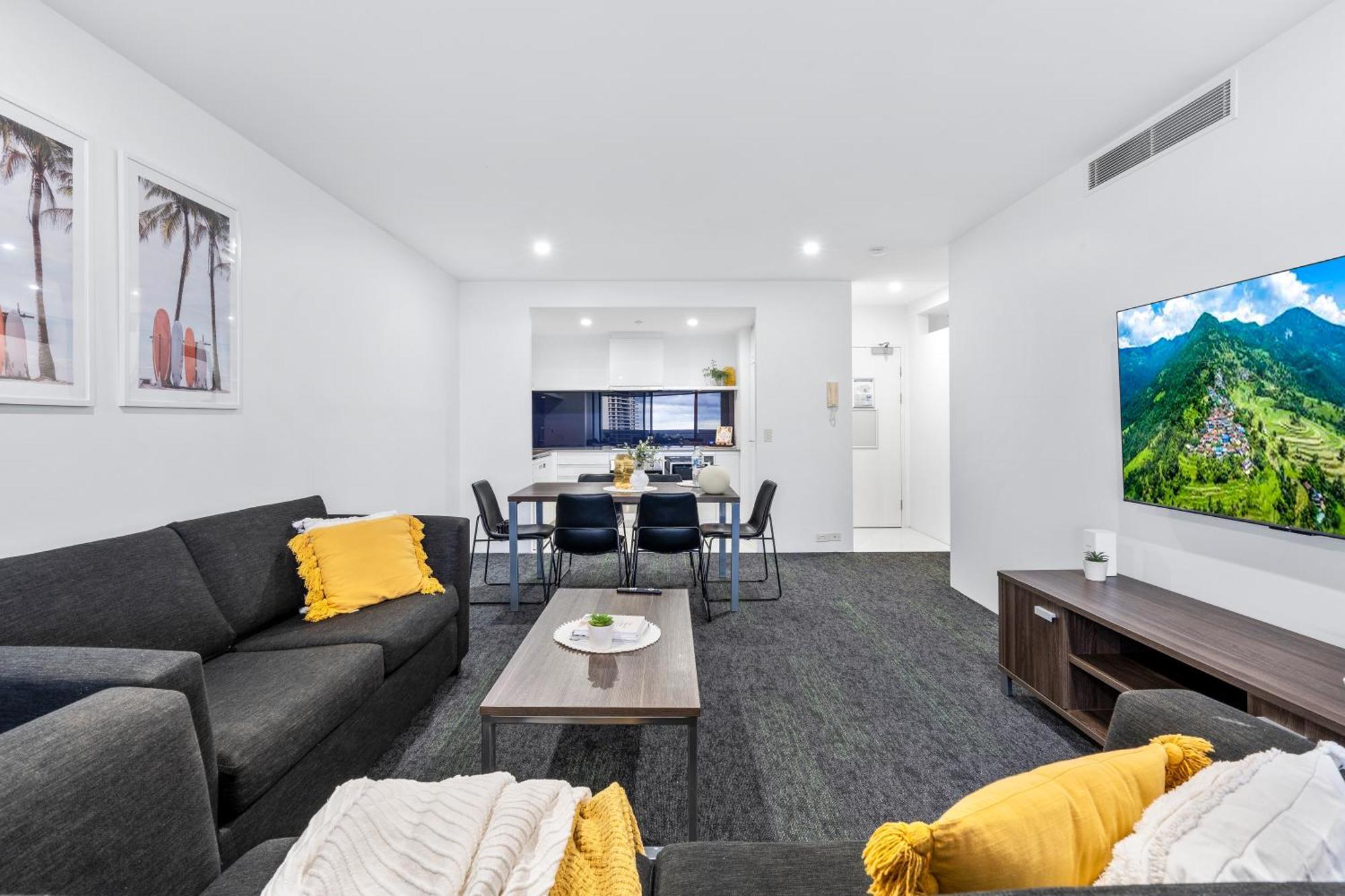 Ocean View Apartments With Balcony - Circle On Cavill - Central Location! - Self Contained & Privately Managed 골드코스트 외부 사진