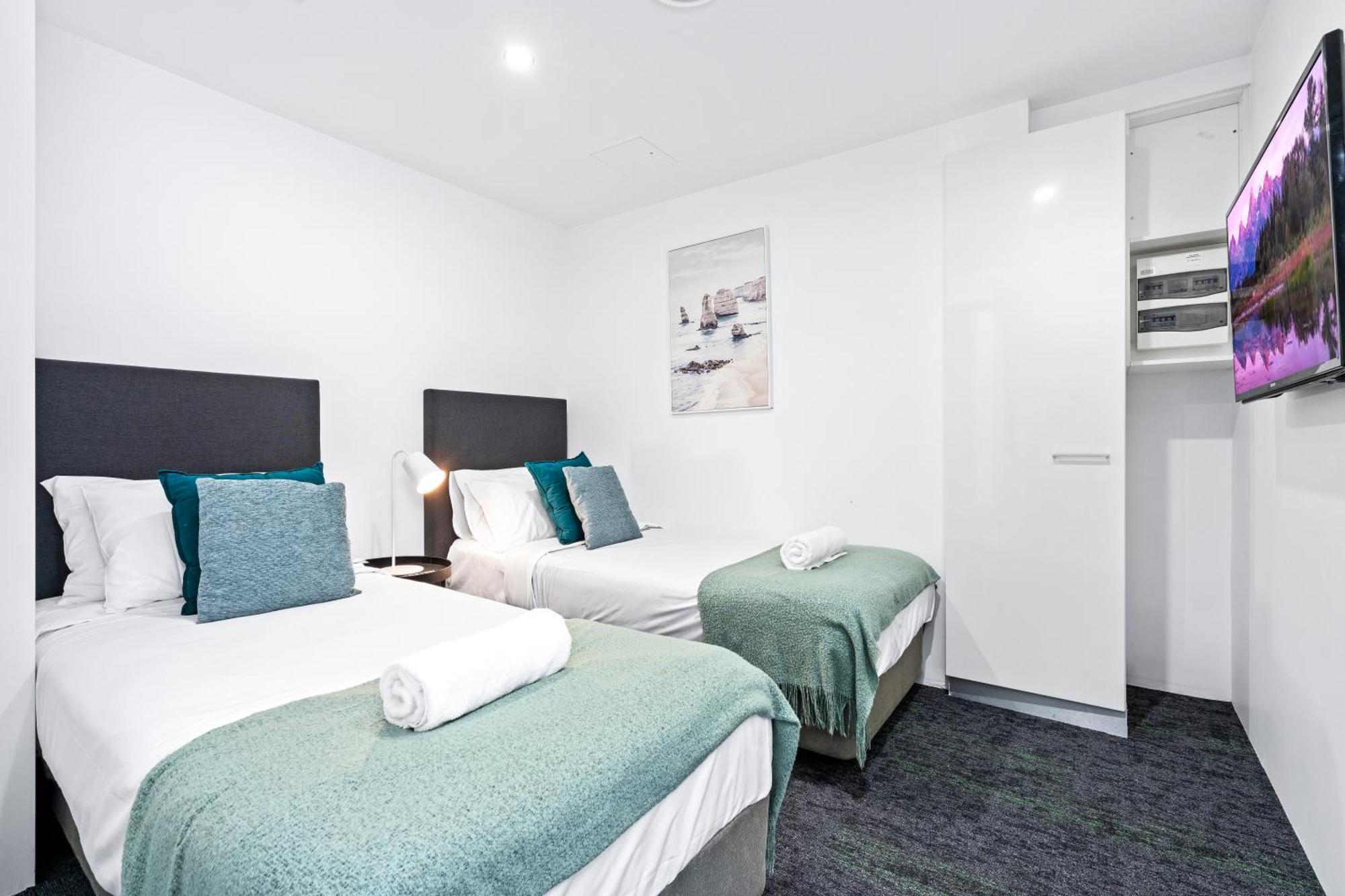 Ocean View Apartments With Balcony - Circle On Cavill - Central Location! - Self Contained & Privately Managed 골드코스트 외부 사진